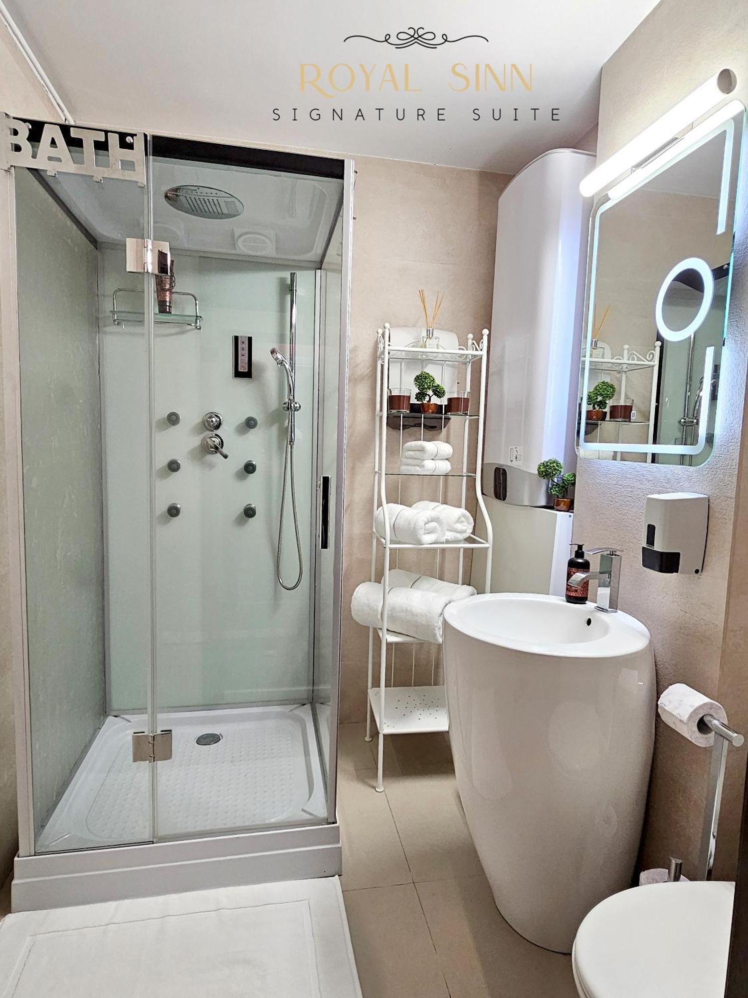Royal Sinn Signature Suite Bucarest Esterno foto
